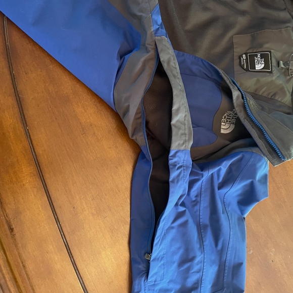 THE NORTH FACE mens Condor Tri Climate Jacket - Picture 15 of 16